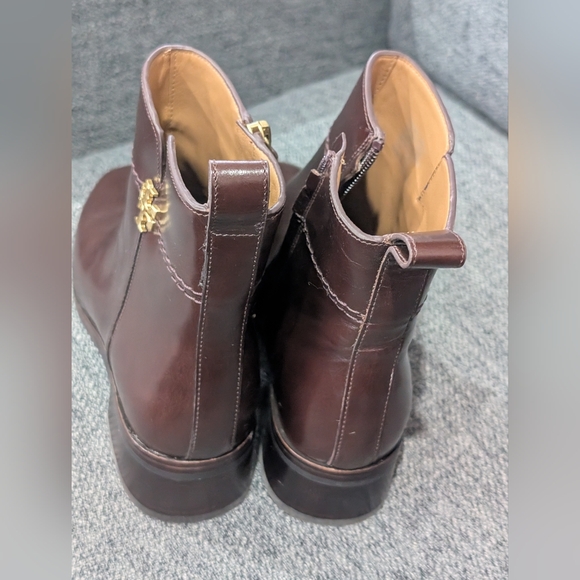 TORY BURCH Everly Gold Logo Leather Boot In Brown - Picture 10 of 10